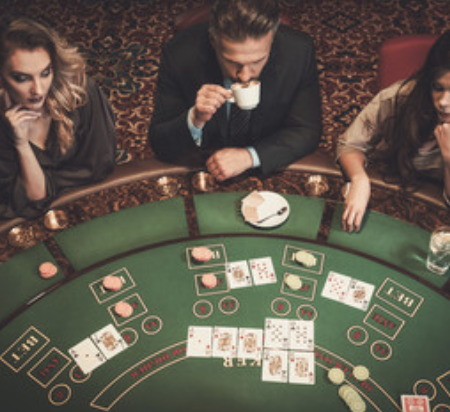 Benefits of playing online games for old age and woman